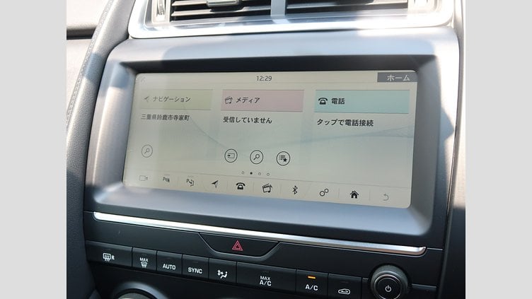 2018 認定中古車 Jaguar E-Pace フィレンツェ レッド D180 オートマチック全輪駆動 S
