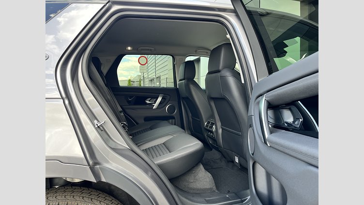 2025 SKLADOVÉ VOZIDLÁ Land Rover Discovery Sport Sivá Eiger D165 AWD AUTOMAT MHEV S