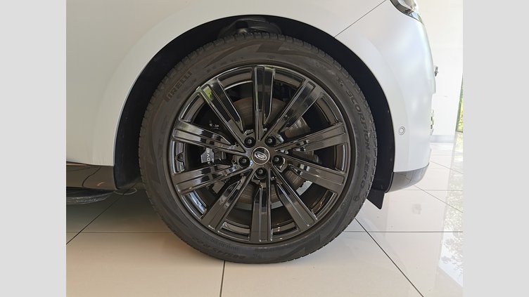 2023 認定中古車 Land Rover Range Rover エーテルフロストシルバー - サテンフィニッシュ P510 AWD PHEV（AT） スタンダードホイールベース AUTOBIOGRAPHY