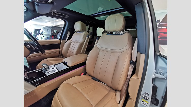 2023 認定中古車 Land Rover Range Rover エーテルフロストシルバー - サテンフィニッシュ P510 AWD PHEV（AT） スタンダードホイールベース AUTOBIOGRAPHY