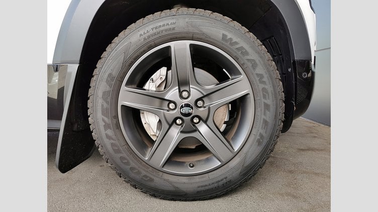 2023 認定中古車 Land Rover Defender 110 フジホワイト D300 AWD（AT） X-DYNAMIC SE