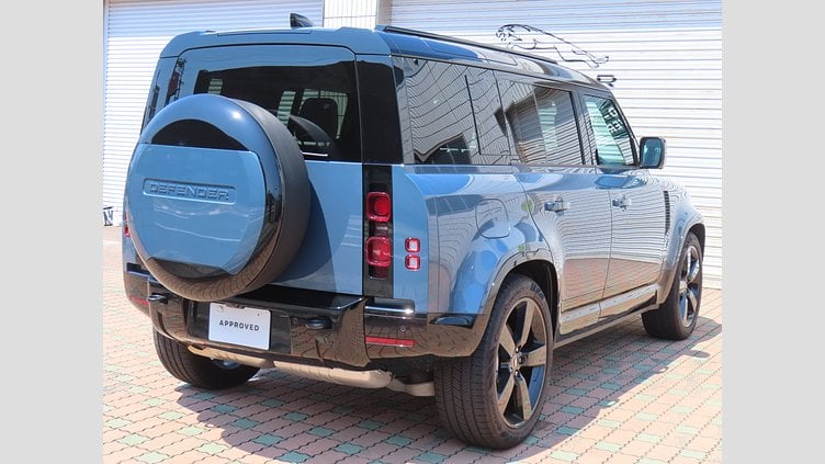 2025 認定中古車 Land Rover Defender 110 タスマンブルー D350 ディーゼルマイルドハイブリッド X-Dynamic HSE
