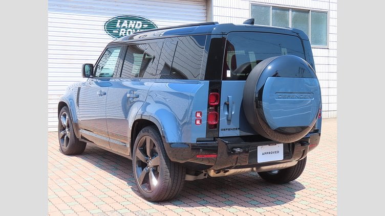 2025 認定中古車 Land Rover Defender 110 タスマンブルー D350 ディーゼルマイルドハイブリッド X-Dynamic HSE
