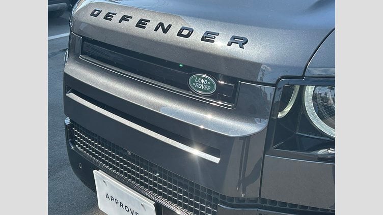 2024 認定中古車 Land Rover Defender 130 カルパチアングレイ D300 AWD（AT） X-DYNAMIC HSE