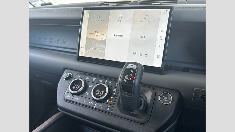 2024 認定中古車 Land Rover Defender 130 カルパチアングレイ D300 AWD（AT） X-DYNAMIC HSE