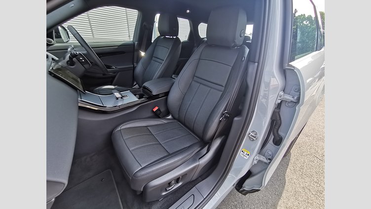 2024 認定中古車 Land Rover Range Rover Evoque アロイオスグレイ D200マイルドハイブリッド（ディーゼル） スタンダードホイールベース S