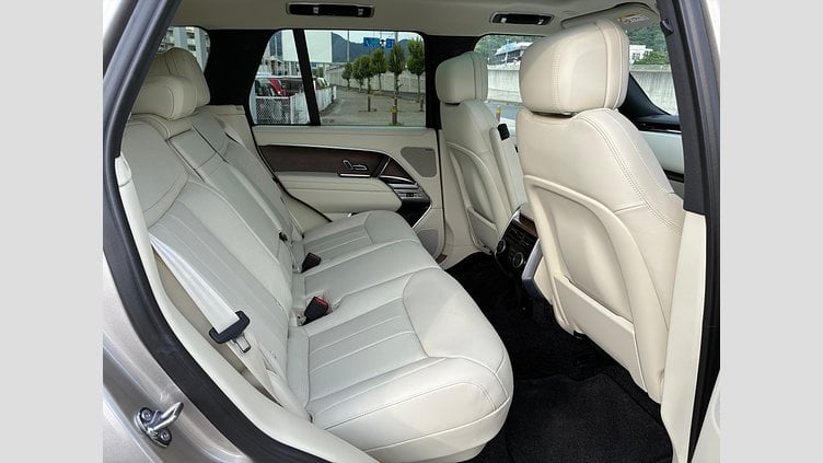 2025 認定中古車 Land Rover Range Rover バトゥミゴールド D350 AWD MHEV（AT） スタンダードホイールベース SE