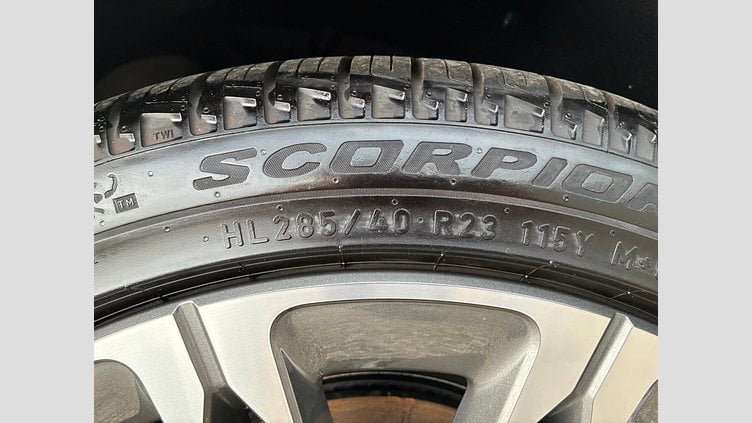 2025 認定中古車 Land Rover Range Rover バトゥミゴールド D350 AWD MHEV（AT） スタンダードホイールベース SE