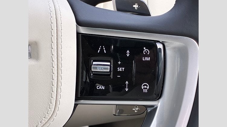 2025 認定中古車 Land Rover Range Rover バトゥミゴールド D350 AWD MHEV（AT） スタンダードホイールベース SE