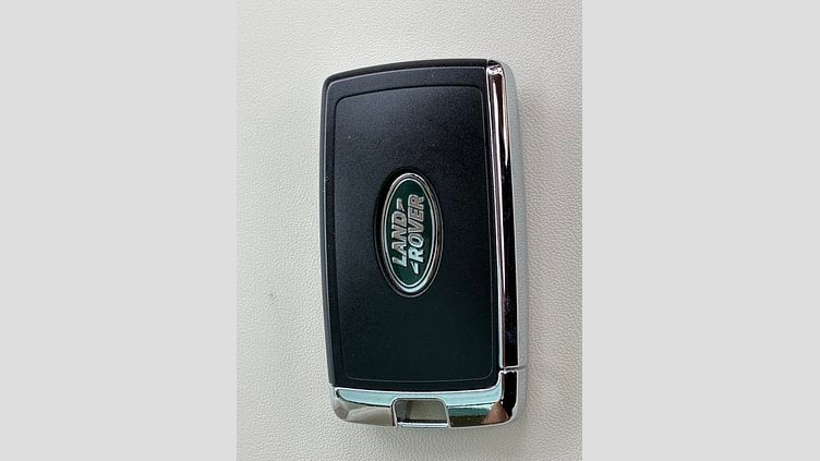 2025 認定中古車 Land Rover Range Rover バトゥミゴールド D350 AWD MHEV（AT） スタンダードホイールベース SE