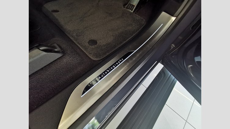 2024 認定中古車 Land Rover Range Rover Sport ヴァレジネブルー D300マイルドハイブリッド スタンダードホイールベース Autobiography