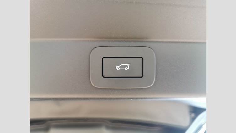 2024 認定中古車 Land Rover Range Rover Sport ヴァレジネブルー D300マイルドハイブリッド スタンダードホイールベース Autobiography