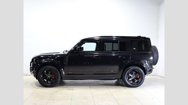 2023 認定中古車 Land Rover Defender 110 サントリーニブラック D300 AWD（AT） X