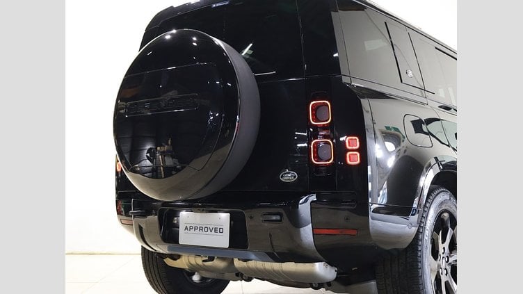 2023 認定中古車 Land Rover Defender 110 サントリーニブラック D300 AWD（AT） X