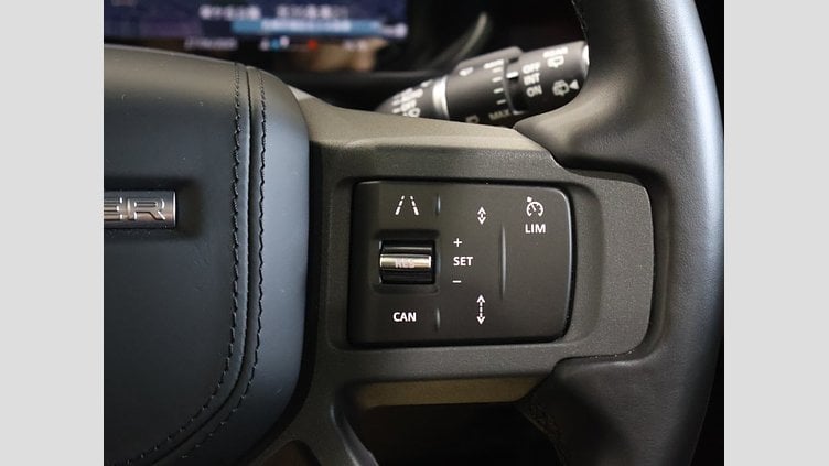 2023 認定中古車 Land Rover Defender 110 サントリーニブラック D300 AWD（AT） X
