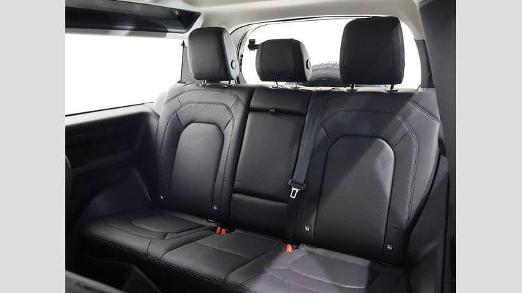 2023 認定中古車 Land Rover Defender 90 パンゲアグリーン P300 AWD（AT） SE