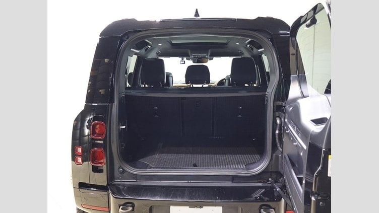 2023 認定中古車 Land Rover Defender 110 サントリーニブラック D300 AWD（AT） X-DYNAMIC HSE
