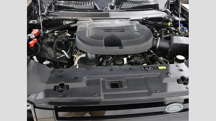 2023 認定中古車 Land Rover Defender 110 サントリーニブラック D300 AWD（AT） X-DYNAMIC HSE