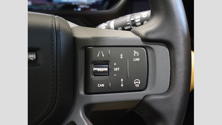 2023 認定中古車 Land Rover Defender 110 サントリーニブラック D300 AWD（AT） X-DYNAMIC HSE