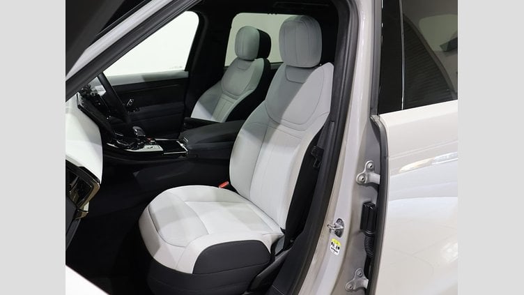 2023 認定中古車 Land Rover Range Rover Sport ボラスコグレイ 3.0リッター6気筒300PSターボチャージドディーゼルMHEV（オートマチック） AUTOBIOGRAPHY
