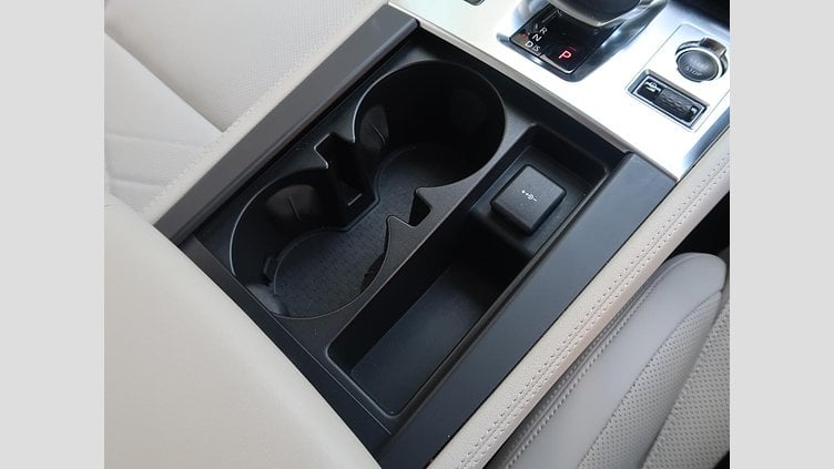 2023 認定中古車 Jaguar F-Pace ハクバシルバー P250 AWD（オートマチック） S