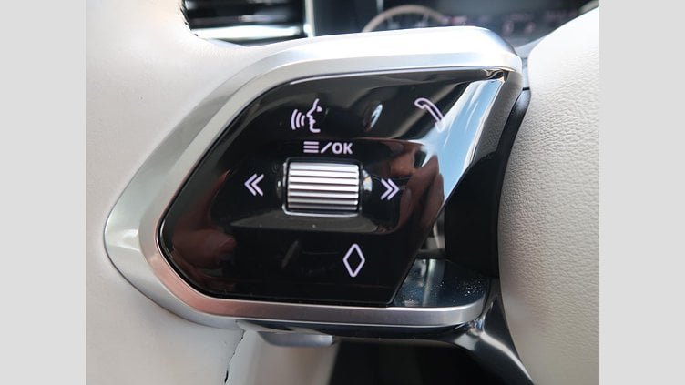 2023 認定中古車 Jaguar F-Pace ハクバシルバー P250 AWD（オートマチック） S