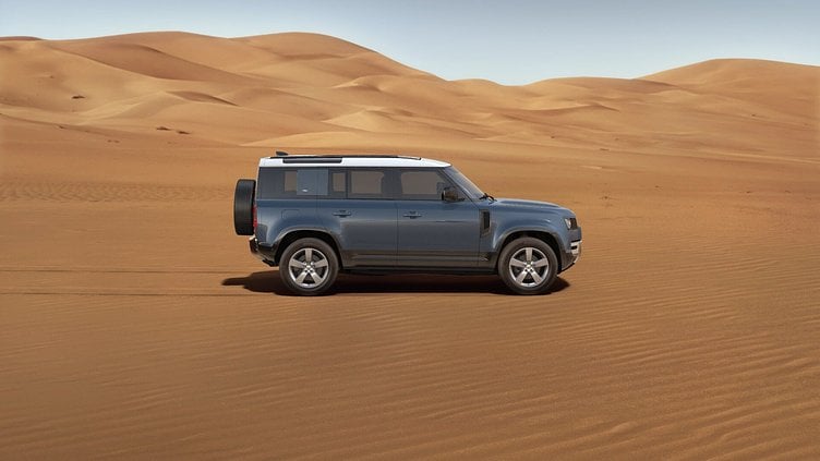 2023 認定中古車 Land Rover Defender 110 タスマンブルー P300 AWD（AT） SE