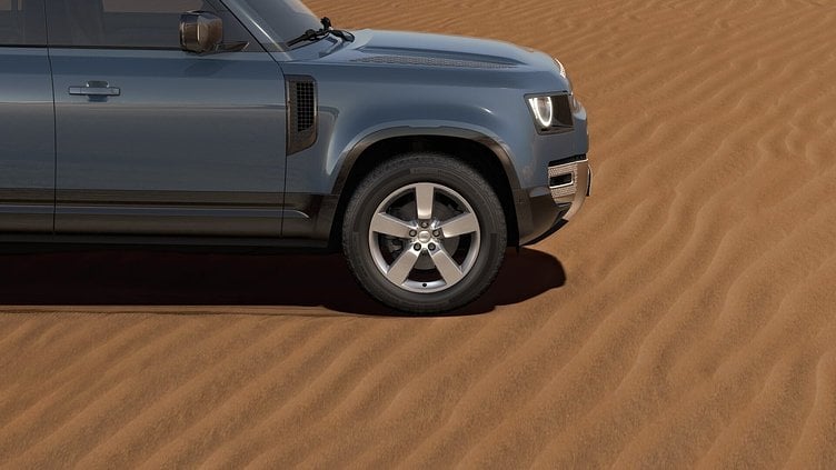 2023 認定中古車 Land Rover Defender 110 タスマンブルー P300 AWD（AT） SE