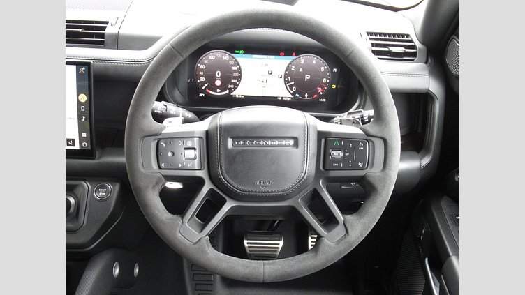 2024 認定中古車 Land Rover Defender 110 サントリーニブラック P525 AWD (AT) V8