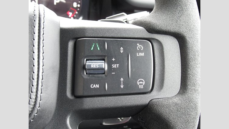 2024 認定中古車 Land Rover Defender 110 サントリーニブラック P525 AWD (AT) V8