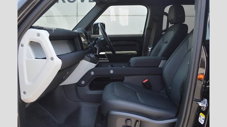 2023 認定中古車 Land Rover Defender 110 Santorini Black D300 AWD（AT） X-ダイナミックSE　イースナーエディション