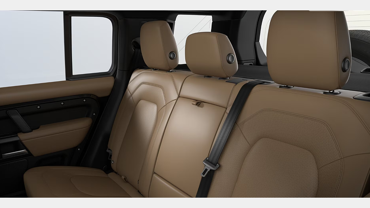 2026 Novo vozilo Land Rover Defender 110 Woolstone Green 3.0 litre i6D​ X-DYNAMIC SE 249PS