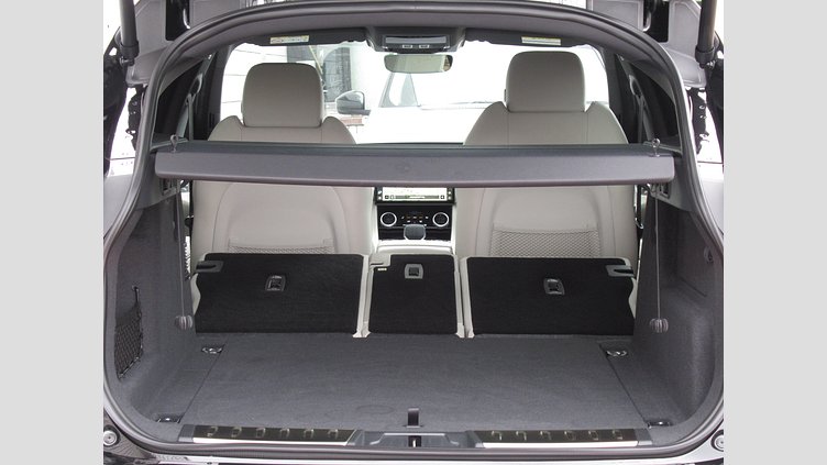 2025 認定中古車 Jaguar F-Pace サントリーニブラック D200 AWD（オートマチック）MHEV R-DYNAMIC SE