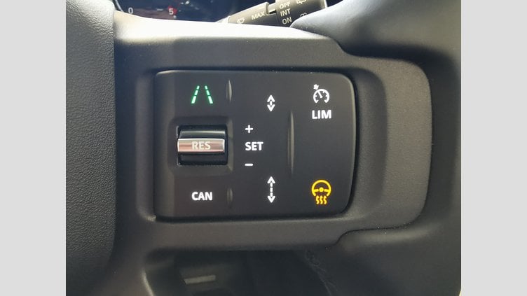 2024 認定中古車 Land Rover Defender 110 サントリーニブラック D300 AWD（AT） X-DYNAMIC HSE