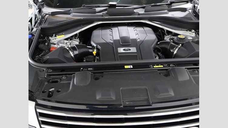 2023 認定中古車 Land Rover Range Rover ハクバシルバー P530 AWD（AT） スタンダードホイールベース SV