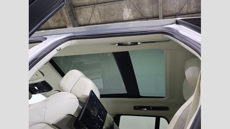 2023 認定中古車 Land Rover Range Rover ハクバシルバー P530 AWD（AT） スタンダードホイールベース SV