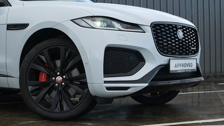 2025 Approved Jaguar F-Pace Fuji White P400e R-Dynamic HSE
