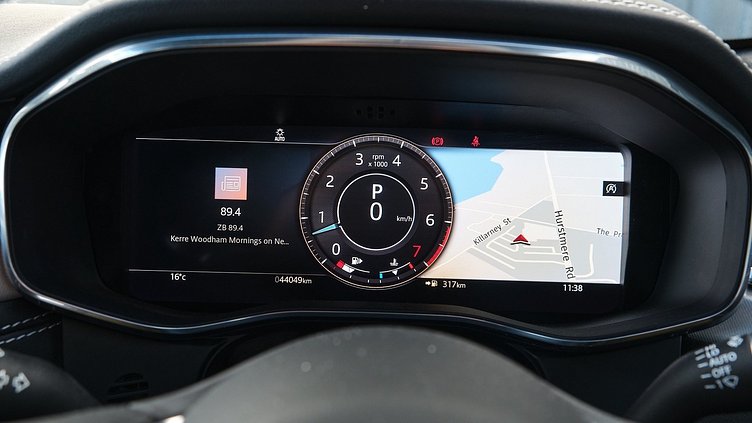 2025 Approved Jaguar F-Pace Fuji White P400e R-Dynamic HSE