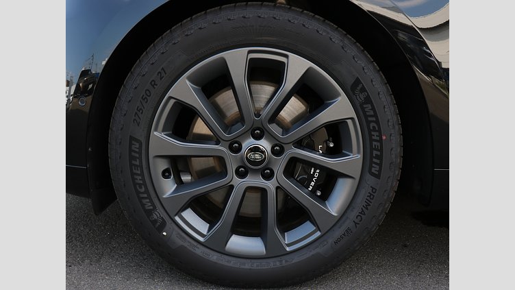 2025 認定中古車 Land Rover Range Rover Sport サントリーニブラック P550eプラグインハイブリッド（ガソリン） スタンダードホイールベース Dynamic SE
