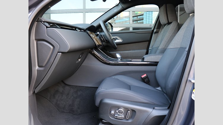 2024 認定中古車 Land Rover Range Rover Velar ヴァレジネブルー P400eプラグインハイブリッド（ガソリン） Dynamic HSE