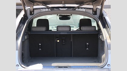 Range Rover Velar 14