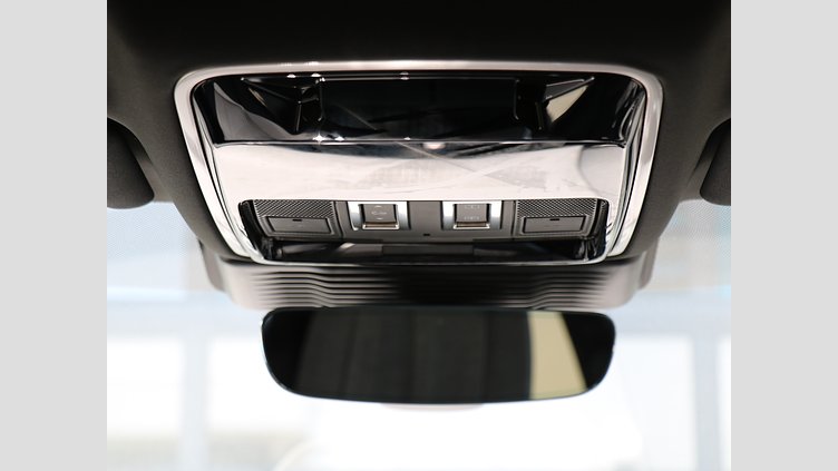 2024 認定中古車 Land Rover Range Rover Velar ヴァレジネブルー P400eプラグインハイブリッド（ガソリン） Dynamic HSE