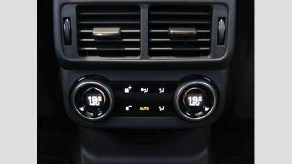 Range Rover Velar 32