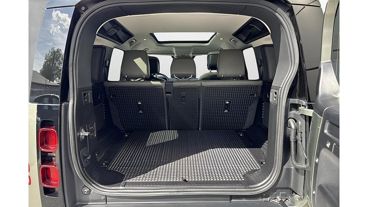 2020 Approved Land Rover Defender 110 Pangea Green 2.0 D240 HSE