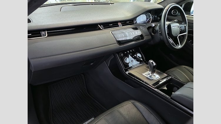 2023 Approved Land Rover Range Rover Evoque Silicon Silver The 2023 Land Rover Range Rover Evoque 2.0D SE R-Dynamic (D200) with 147kW is a diesel-powered SUV known for its stylish design and sporty R-Dynamic trim. 
BALANCE OF MAINTENANCE PLAN VALID UNTIL 100 000KM Range Rover Evoque 2.0D SE R-Dynamic 147KW (D200)