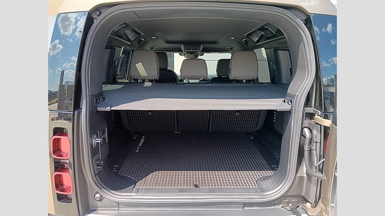 2025 SKLADOVÉ VOZIDLÁ Land Rover Defender 110 Gondwana Stone 3.0D MHEV 300PS D200 MHEV S AWD Auto 