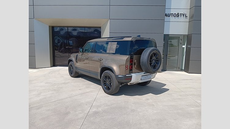 2025 SKLADOVÉ VOZIDLÁ Land Rover Defender 110 Gondwana Stone 3.0D MHEV 300PS D200 MHEV S AWD Auto 
