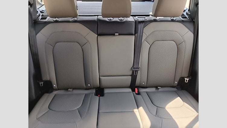 2025 SKLADOVÉ VOZIDLÁ Land Rover Defender 110 Gondwana Stone 3.0D MHEV 300PS D200 MHEV S AWD Auto 