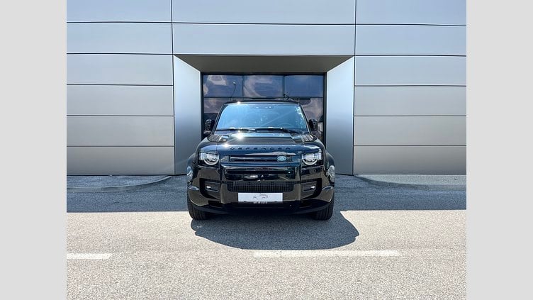 2025 SKLADOVÉ VOZIDLÁ Land Rover Defender 110 Čierna Santorini D250 MHEV AUTOM AWD X-Dynamic SE