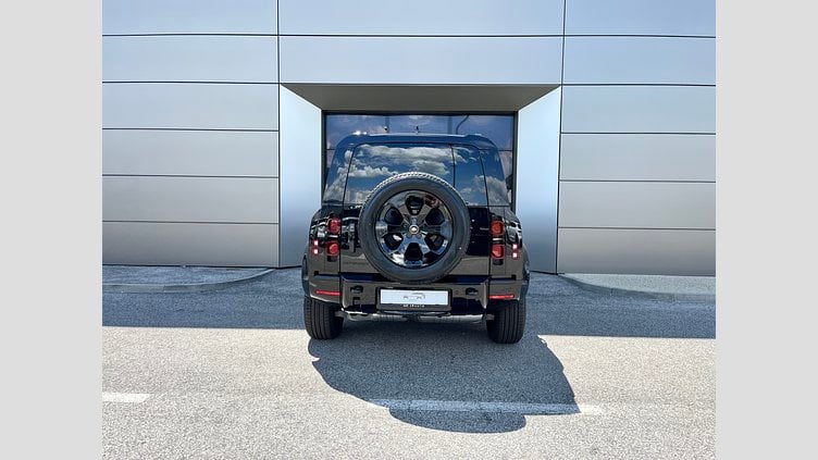 2025 SKLADOVÉ VOZIDLÁ Land Rover Defender 110 Čierna Santorini D250 MHEV AUTOM AWD X-Dynamic SE